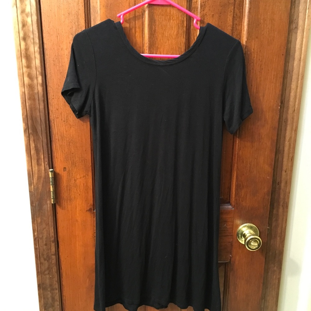 Black T-shirt dress medium